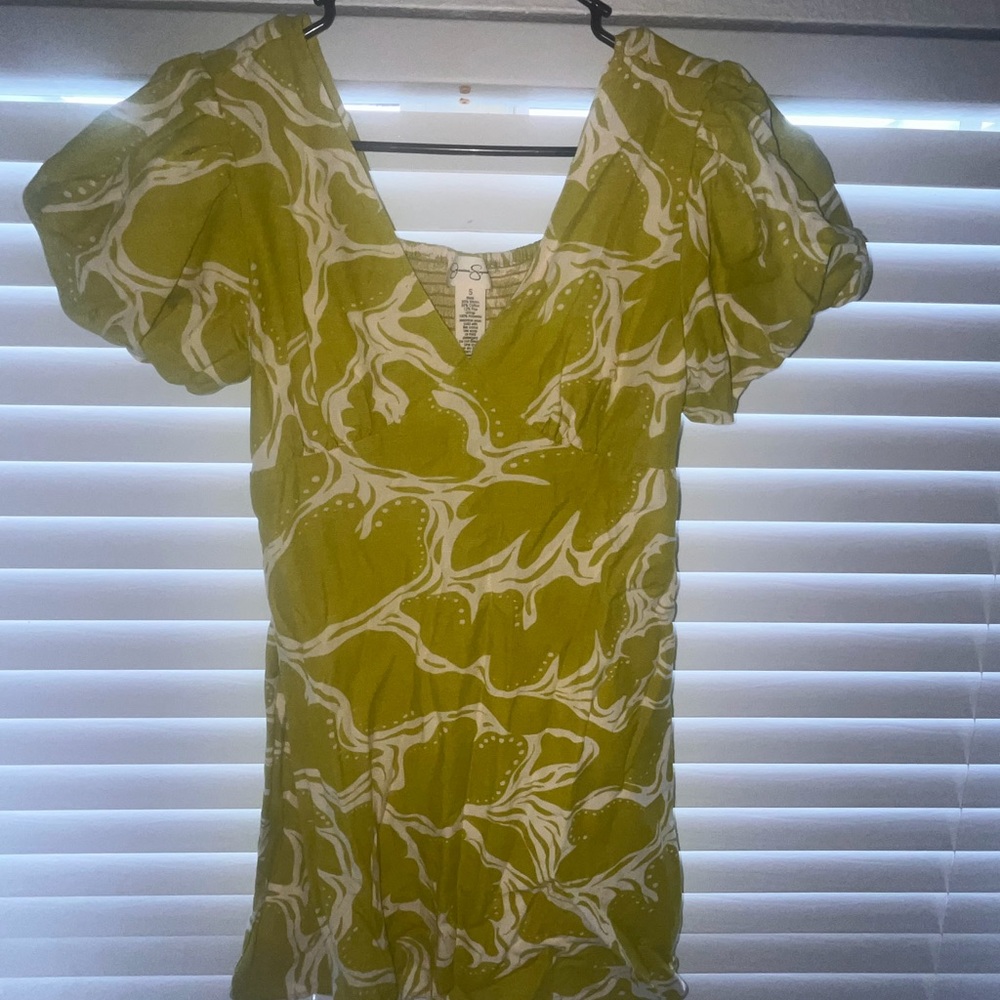 Jessica Simpson Green and White Dress